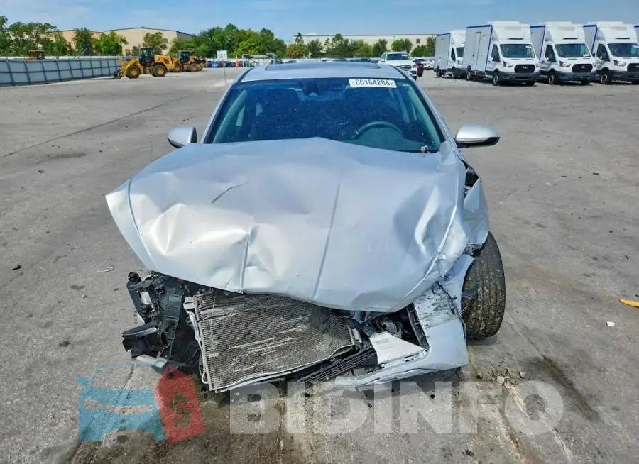 5NPD84LF3LH503062 Photo# 5