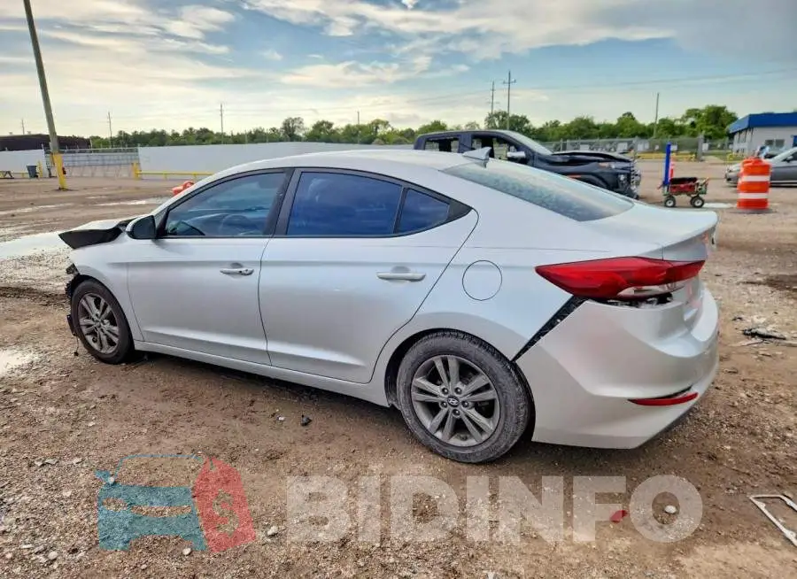 5NPD84LF7JH262782 Photo# 2