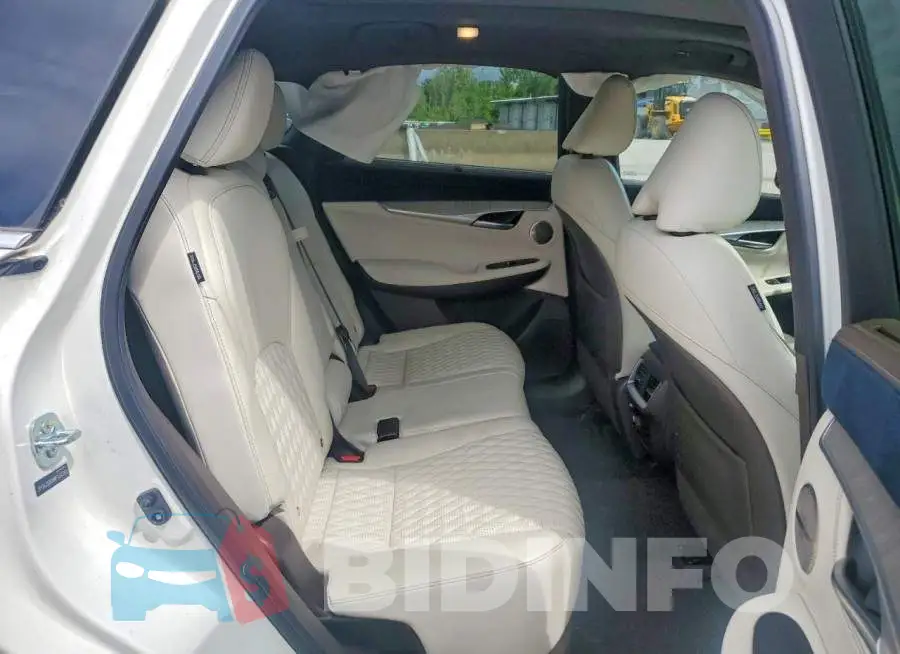 3PCAJ5DB5MF124282 Photo# 11