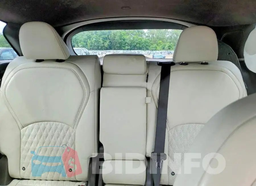 3PCAJ5DB5MF124282 Photo# 10