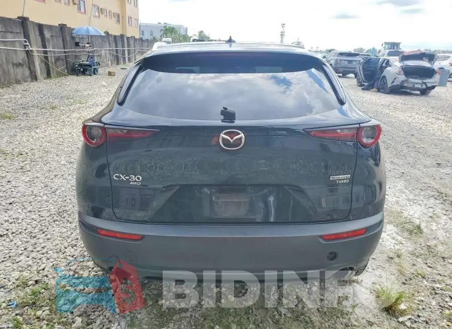 3MVDMBDY9NM409019 Photo# 6