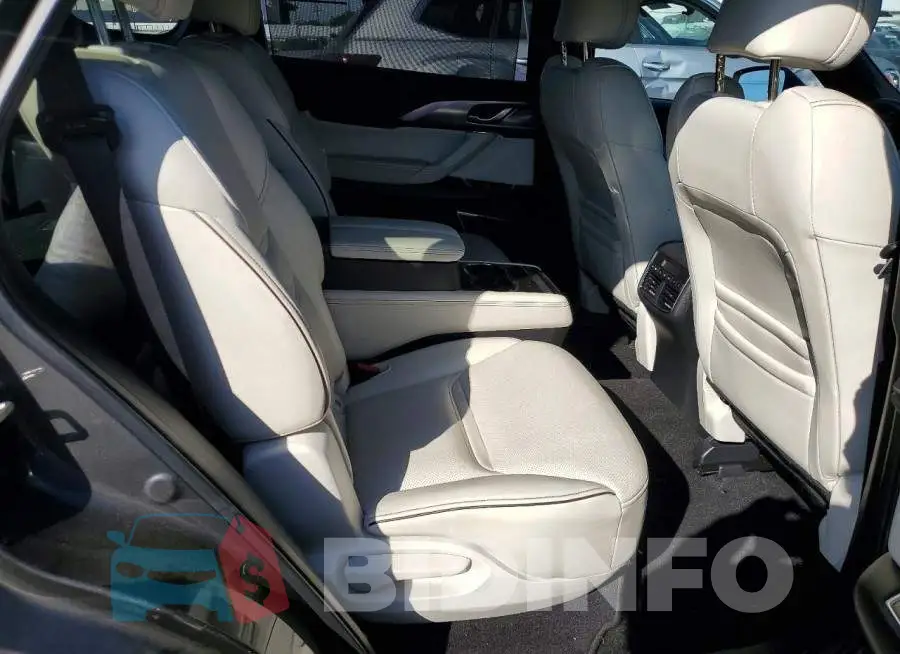 JM3TCBEY9L0416963 Photo# 11