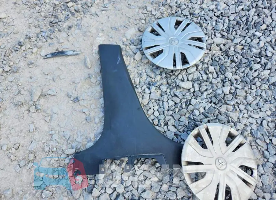 ML32A3HJXKH008344 Photo# 12