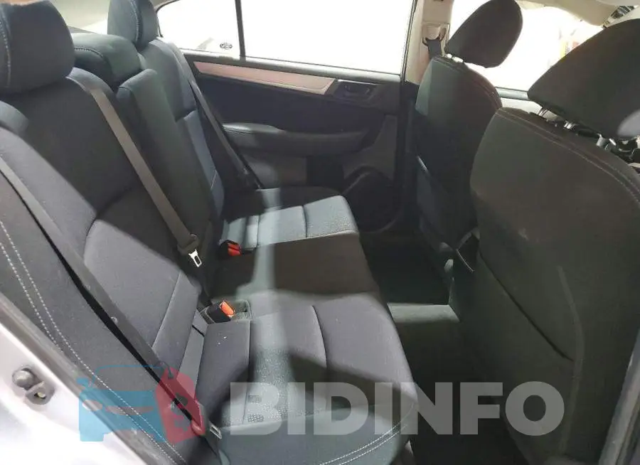 4S3BNAB62K3028143 Photo# 10