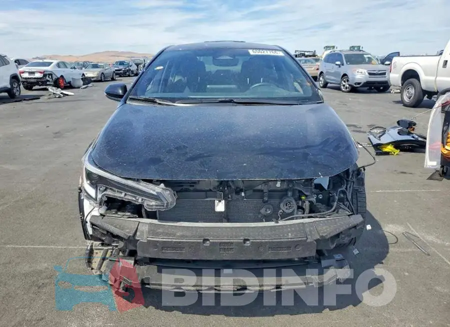 JTDBCMFE7R3030957 Photo# 5