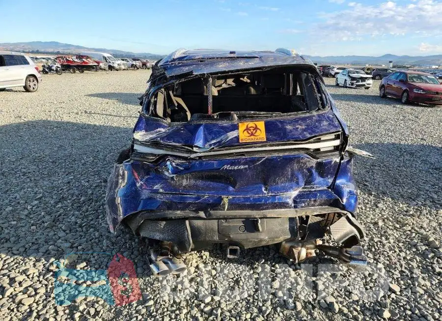 WP1AA2A5XPLB11783 Photo# 6