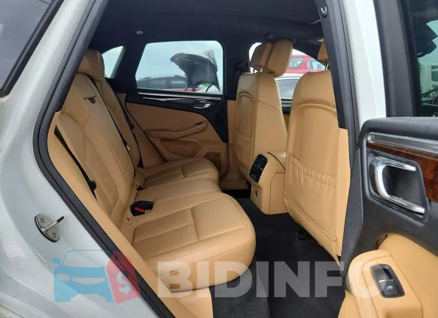 WP1AB2A50HLB14951 Photo# 11