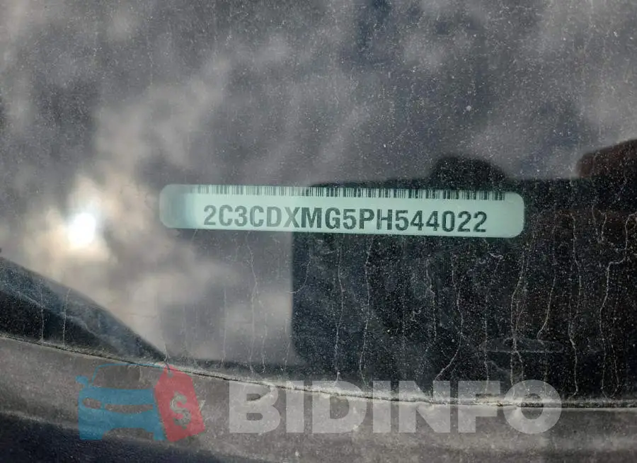 2C3CDXMG5PH544022 Photo# 12