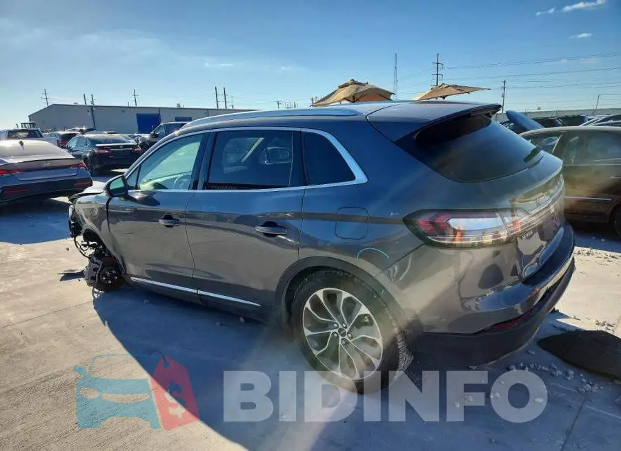 2LMPJ6K90PBL15870 Photo# 2