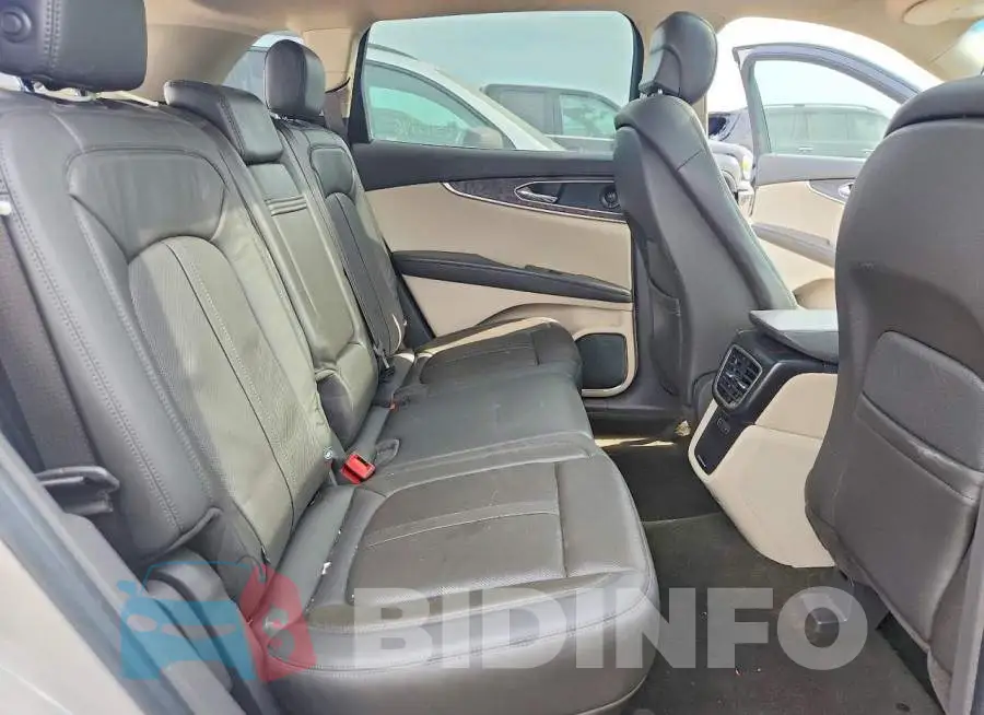 2LMPJ8LPXKBL41264 Photo# 10
