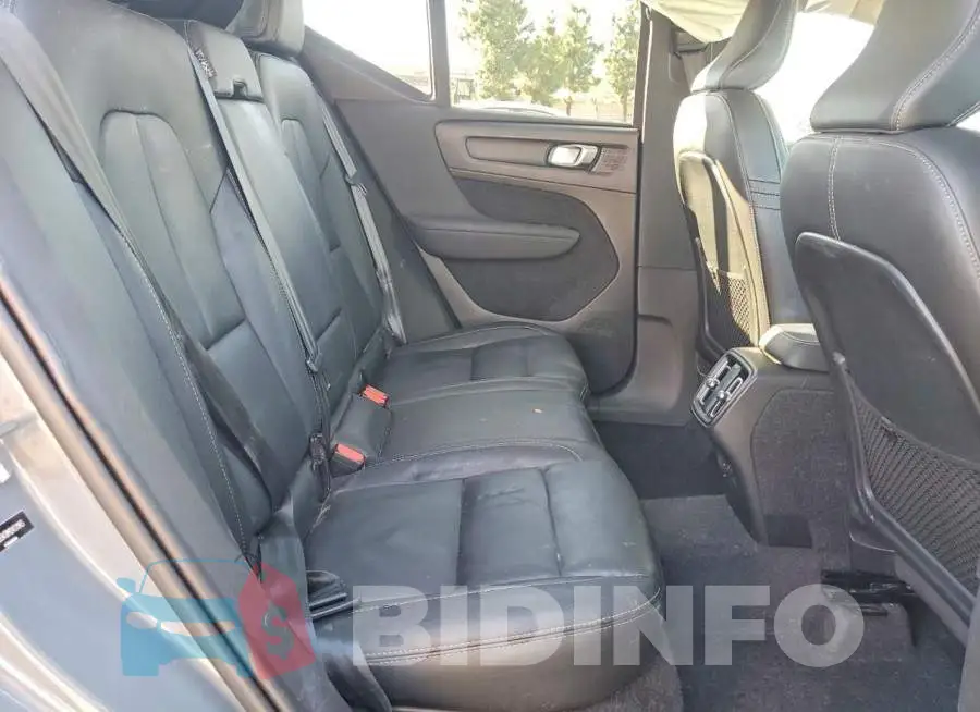 YV4162UK8M2451145 Photo# 11