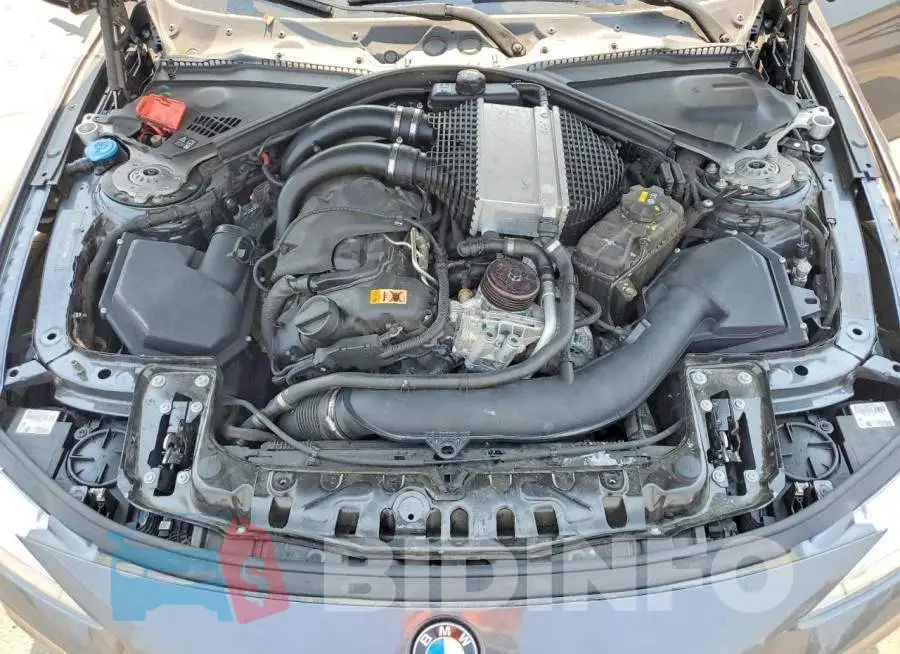 WBS4Y9C53JAG66718 Photo# 11