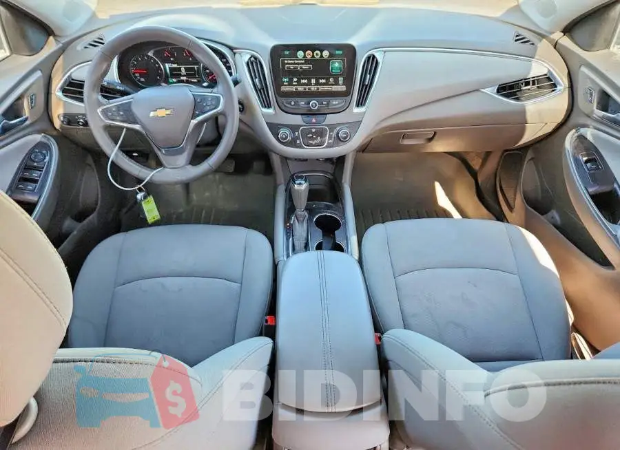 1G1ZD5ST0JF293082 Photo# 8