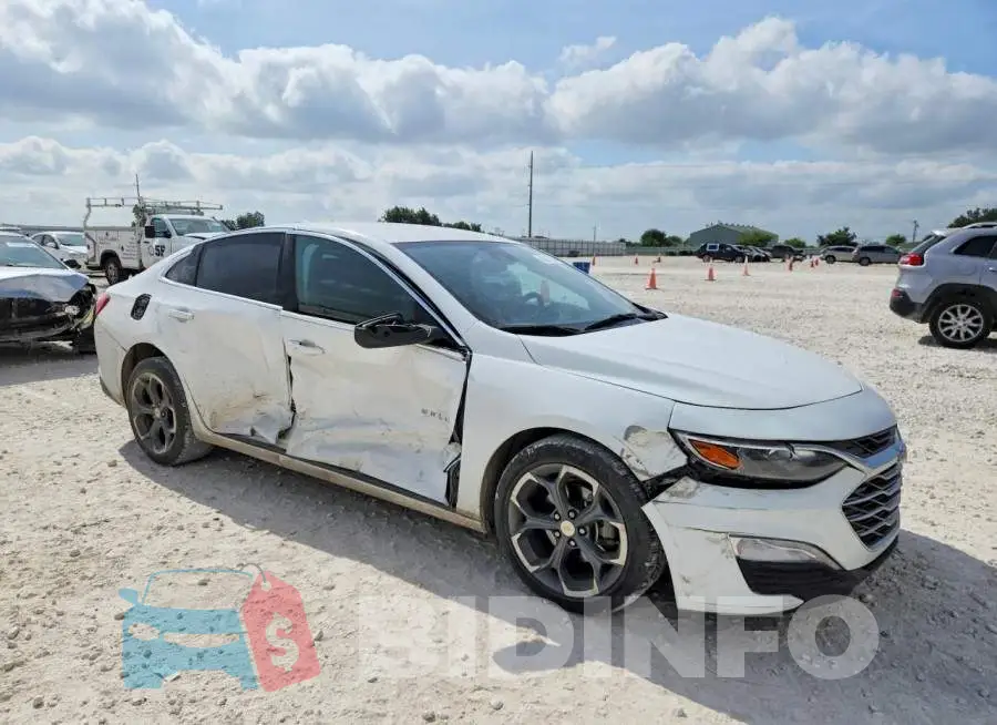 1G1ZD5ST1RF152792 Photo# 4
