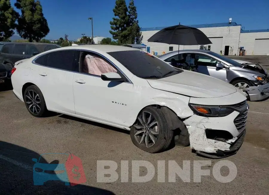 1G1ZG5ST6RF113249 Photo# 4