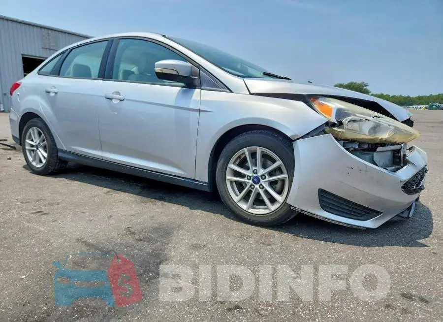 1FADP3F24HL327489 Photo# 4