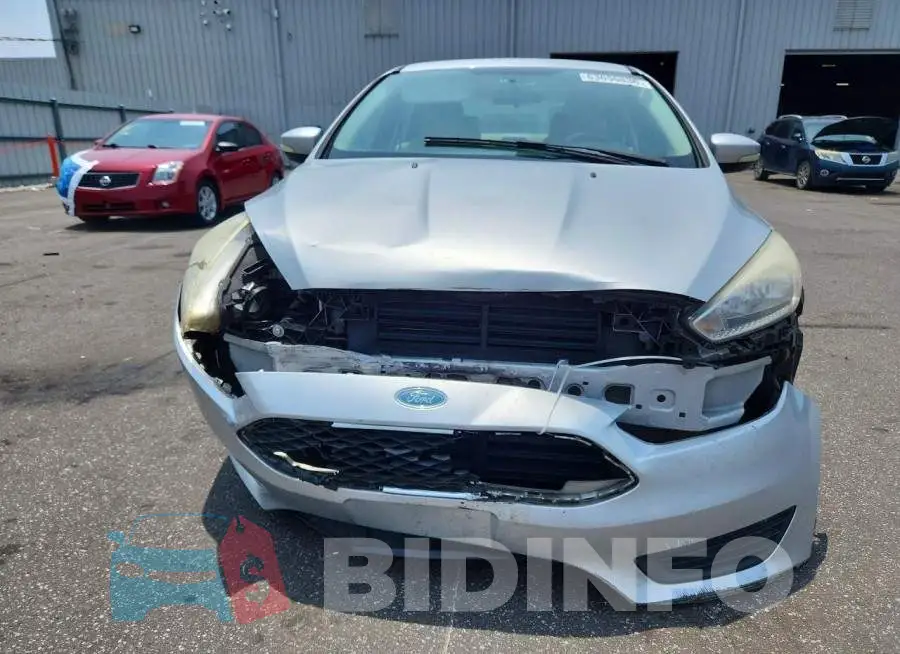 1FADP3F24HL327489 Photo# 5