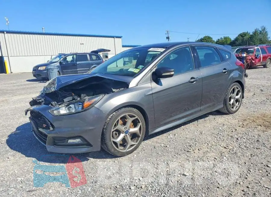1FADP3L92HL260246 Photo# 1