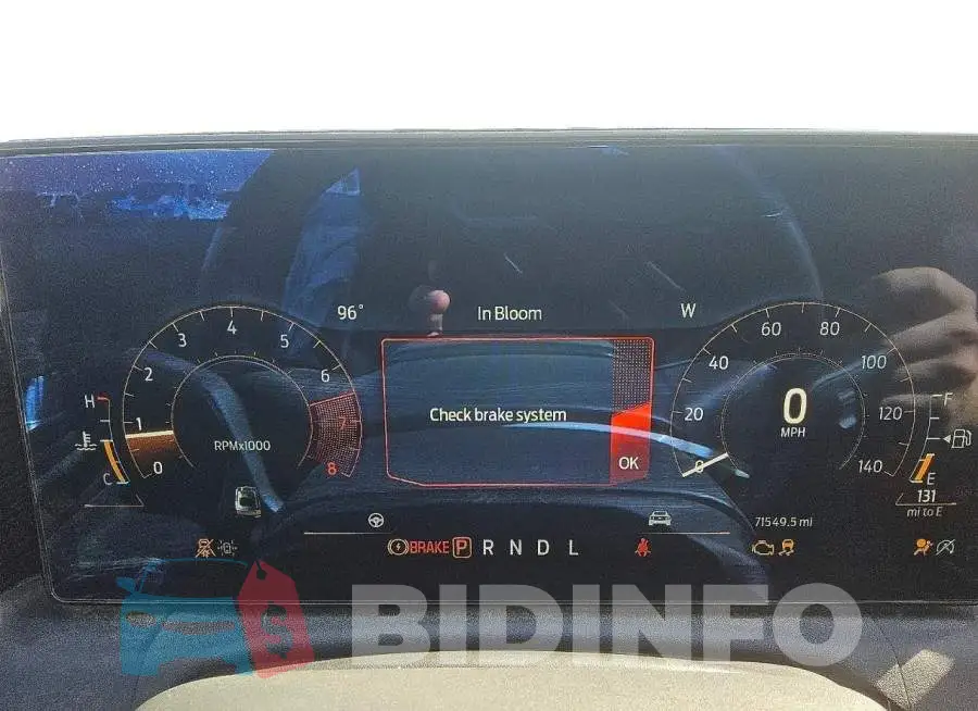 1FAGP8UH1R5107914 Photo# 9