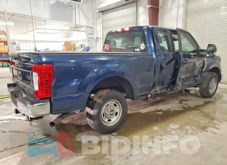 1FT7X2A66HED80372 Photo# 3