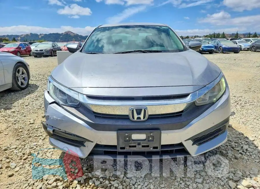 19XFC2F58HE224751 Photo# 5