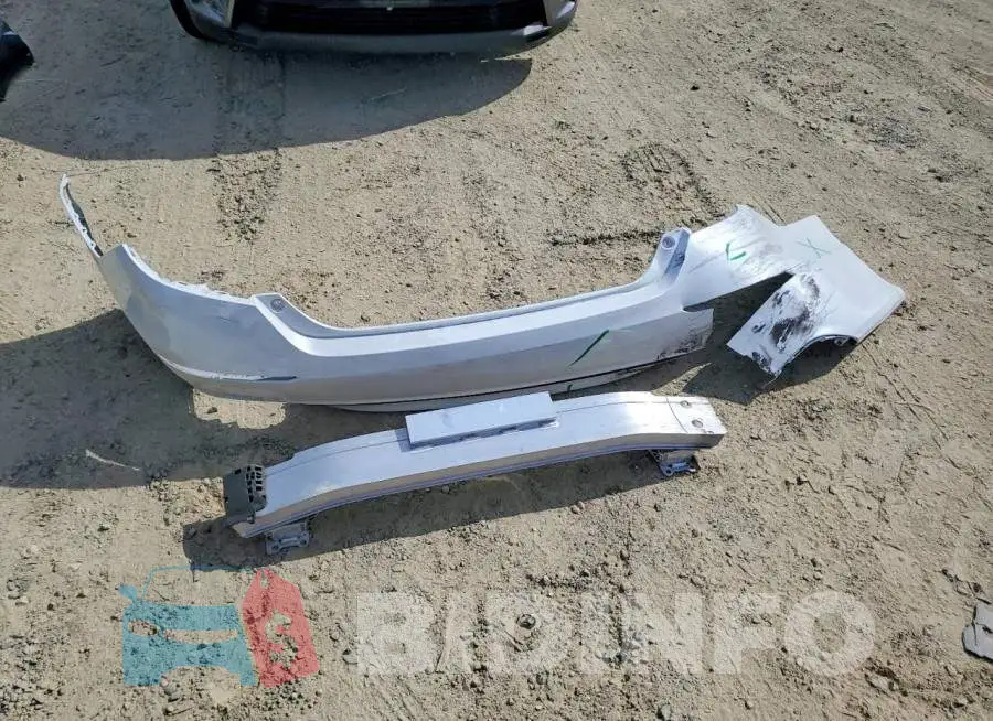 1HGCV2F35MA019883 Photo# 12