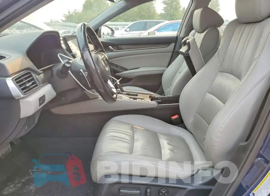 1HGCV3F52LA000438 Photo# 7
