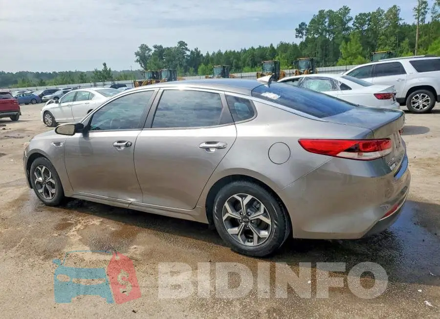 5XXGT4L37JG248992 Photo# 2
