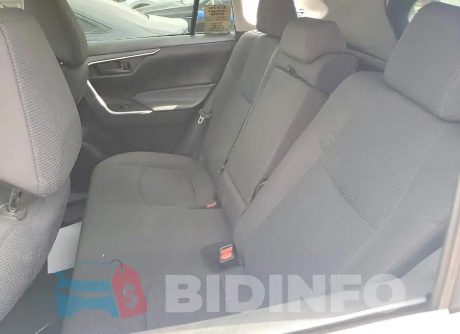 2T3K1RFV6MC104282 Photo# 11