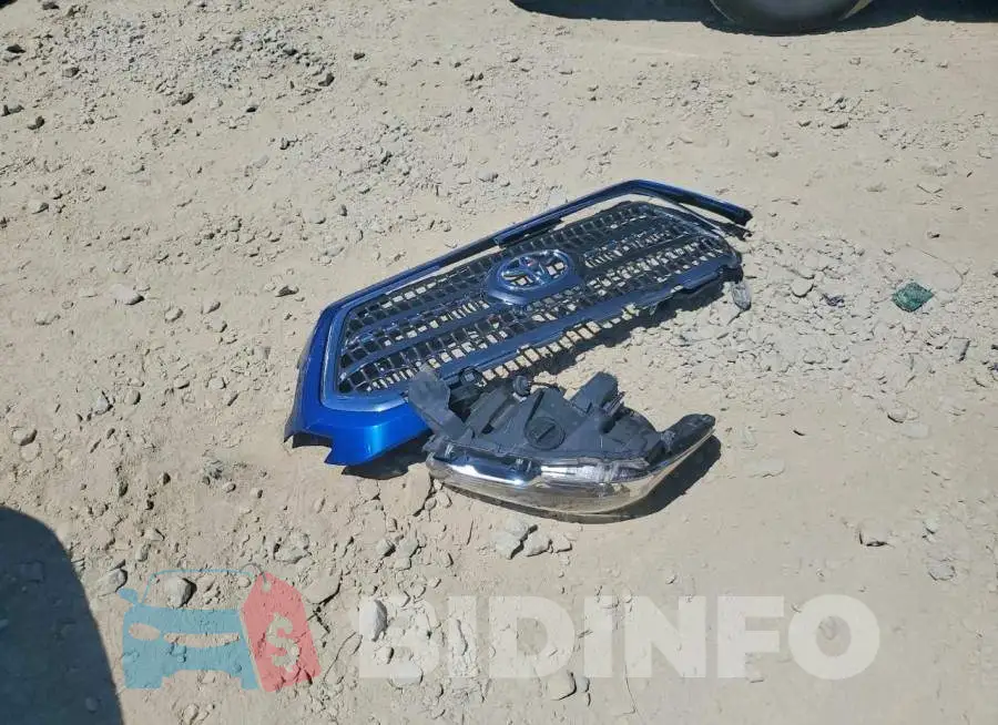3TMCZ5AN8HM107588 Photo# 12