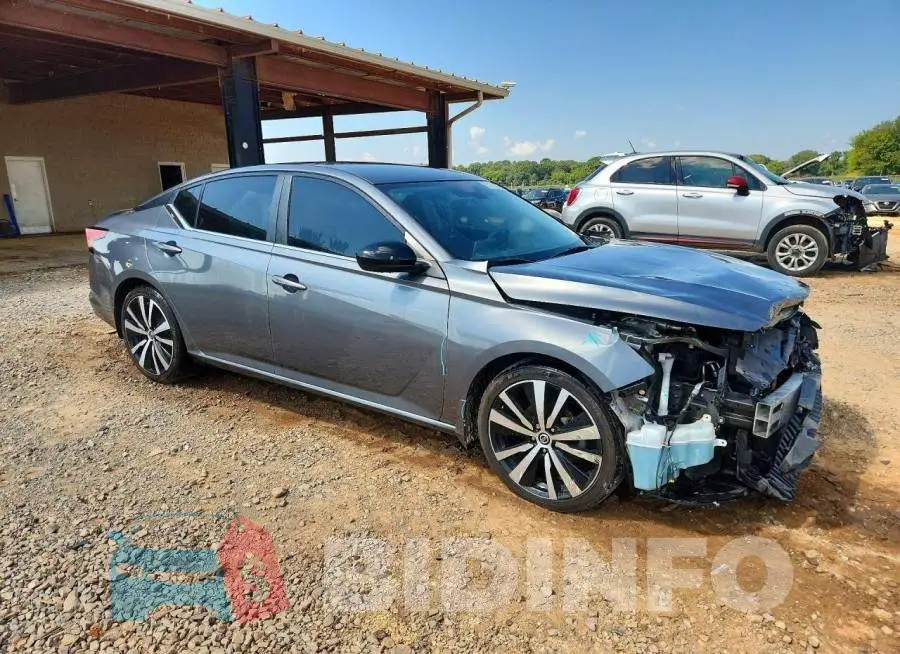 1N4BL4CV4LC174354 Photo# 4