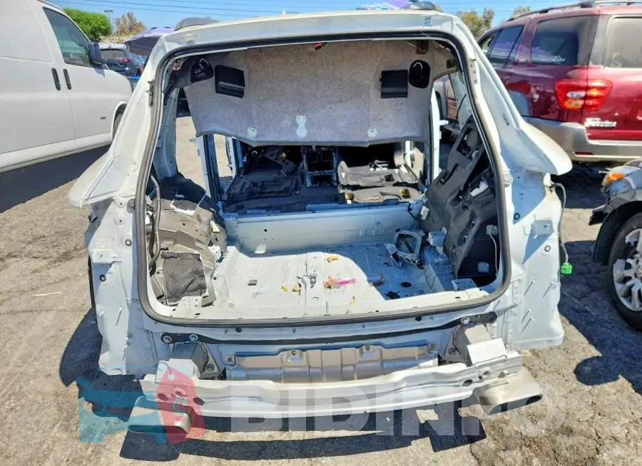WP1AA2AY3RDA13637 Photo# 6