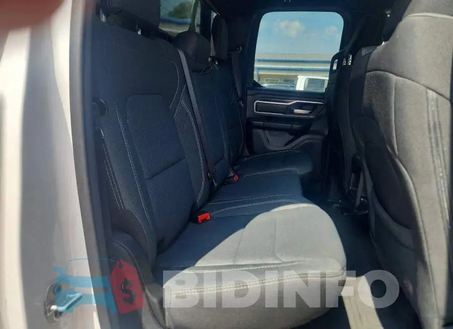 1C6SRFBT8MN742753 Photo# 10
