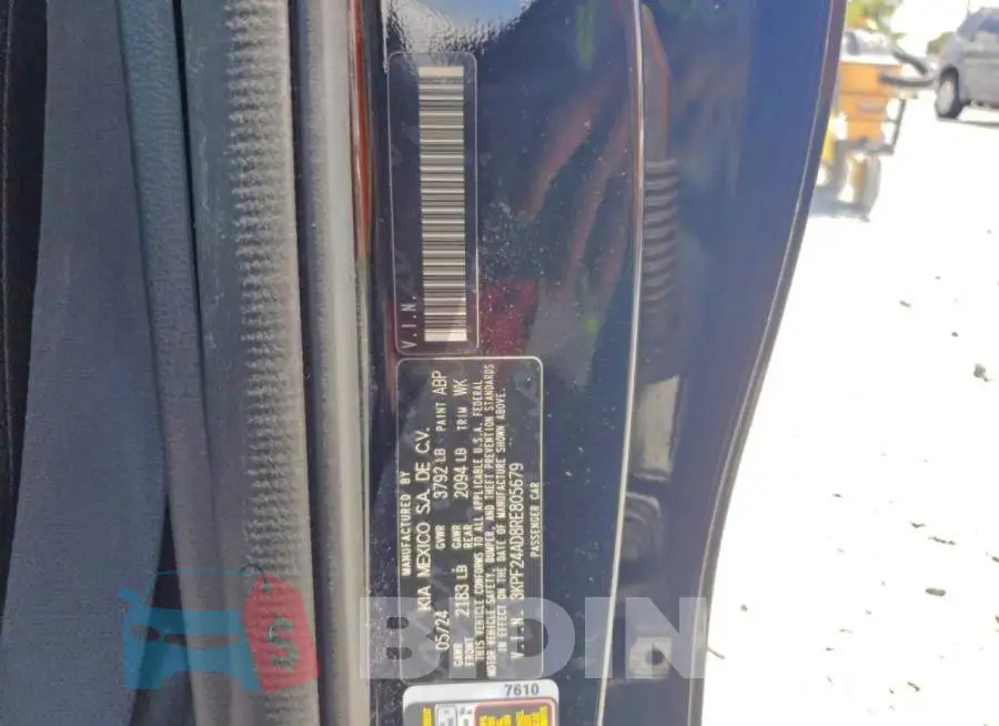 3KPF24AD8RE805679 Photo# 12