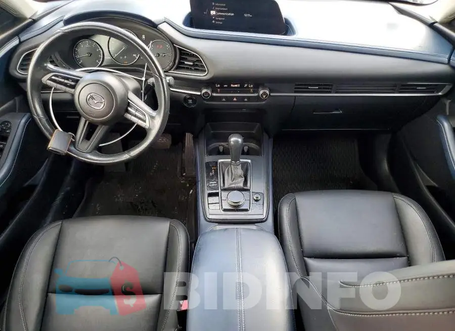 3MVDMBBL6MM221757 Photo# 8