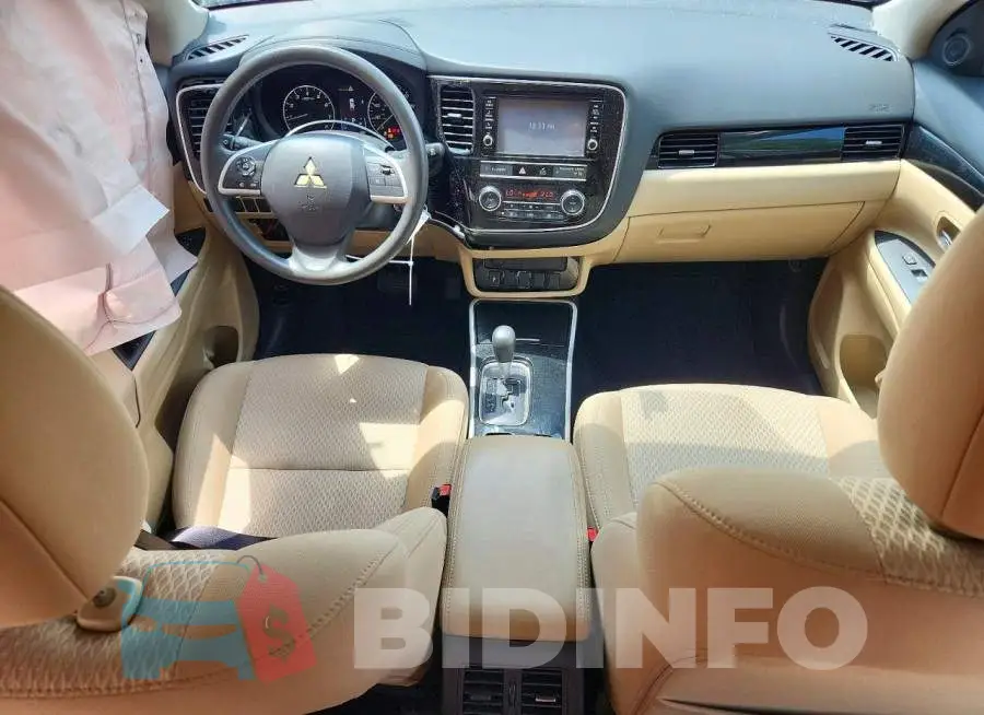 JA4AD2A39KZ025839 Photo# 8