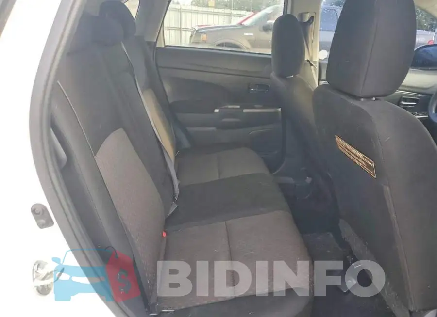 JA4AR3AU1JU017181 Photo# 11