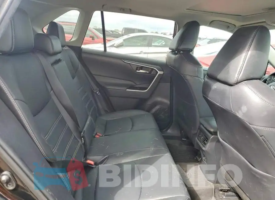 2T3A1RFV6MC162596 Photo# 10