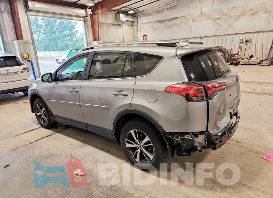 2T3RFREVXHW559528 Photo# 2