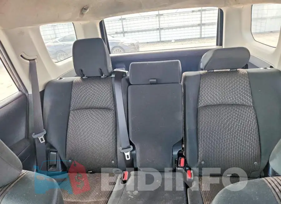 JTEBU5JR6J5504737 Photo# 10