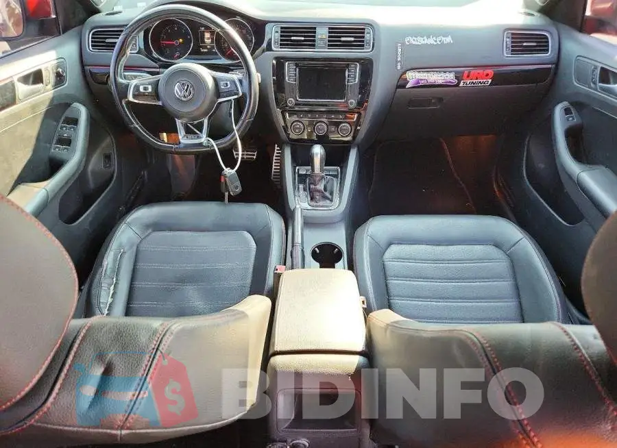 3VW4T7AJ7HM337165 Photo# 8