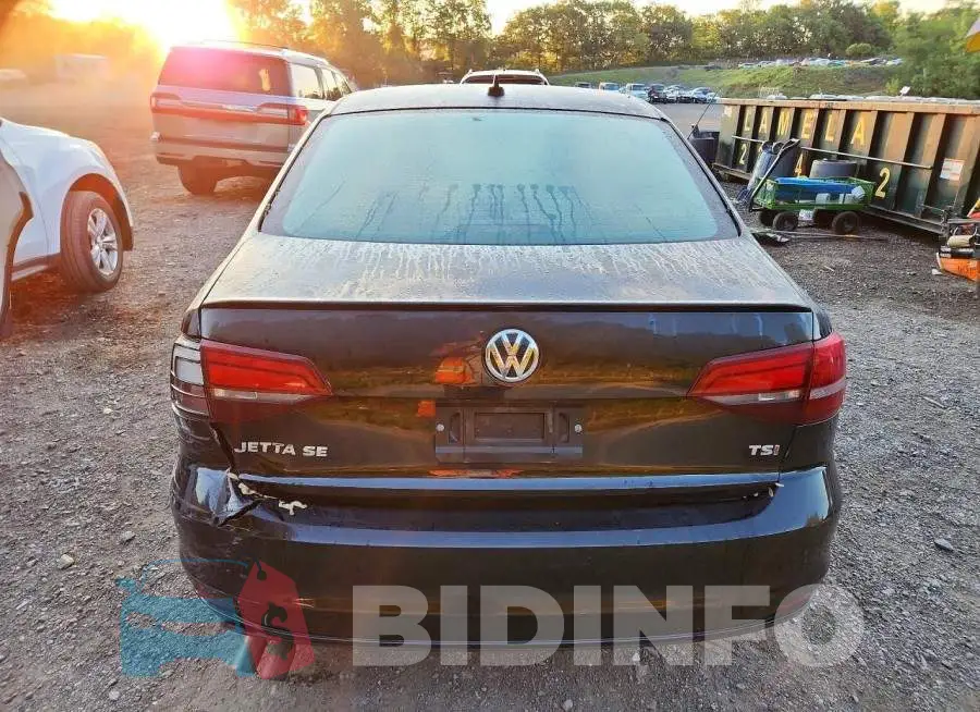 3VWD17AJ7JM235540 Photo# 6