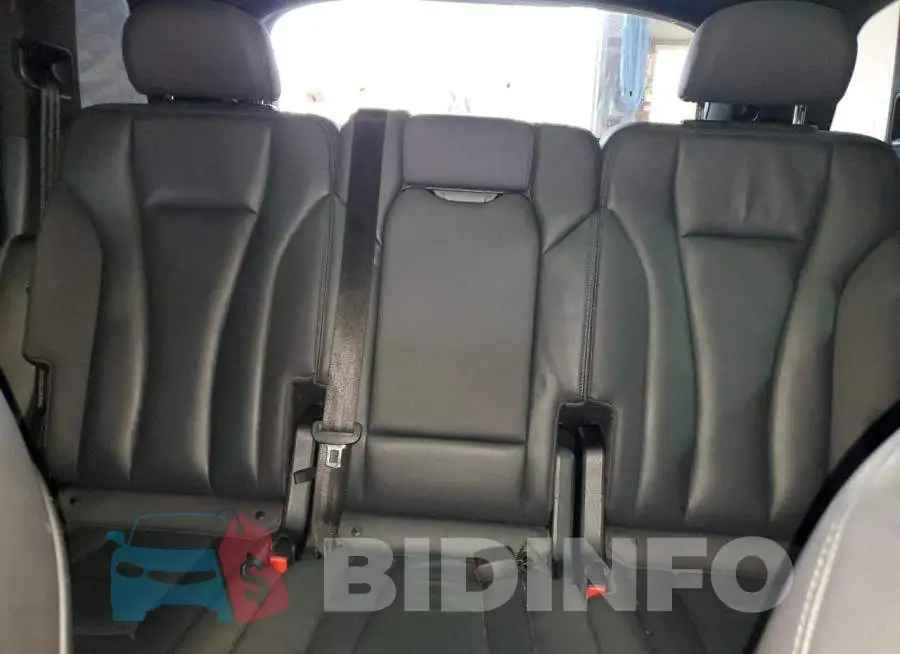 WA1LXAF79LD002176 Photo# 10