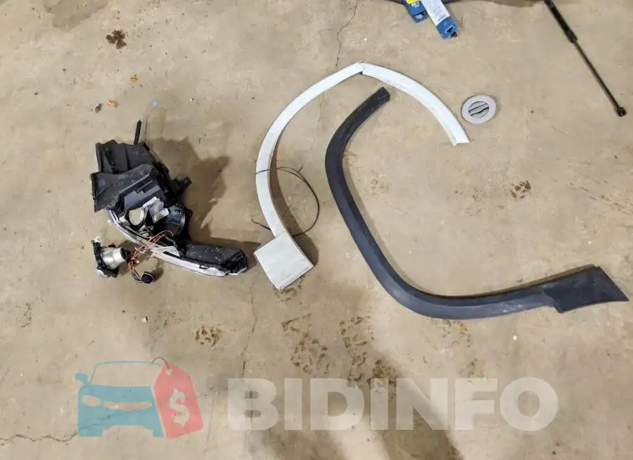 1GKKNMLS3JZ247433 Photo# 12
