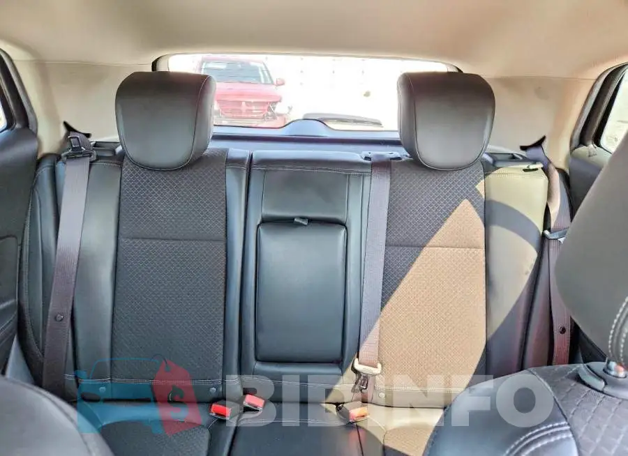 KL4CJASB8JB621887 Photo# 10