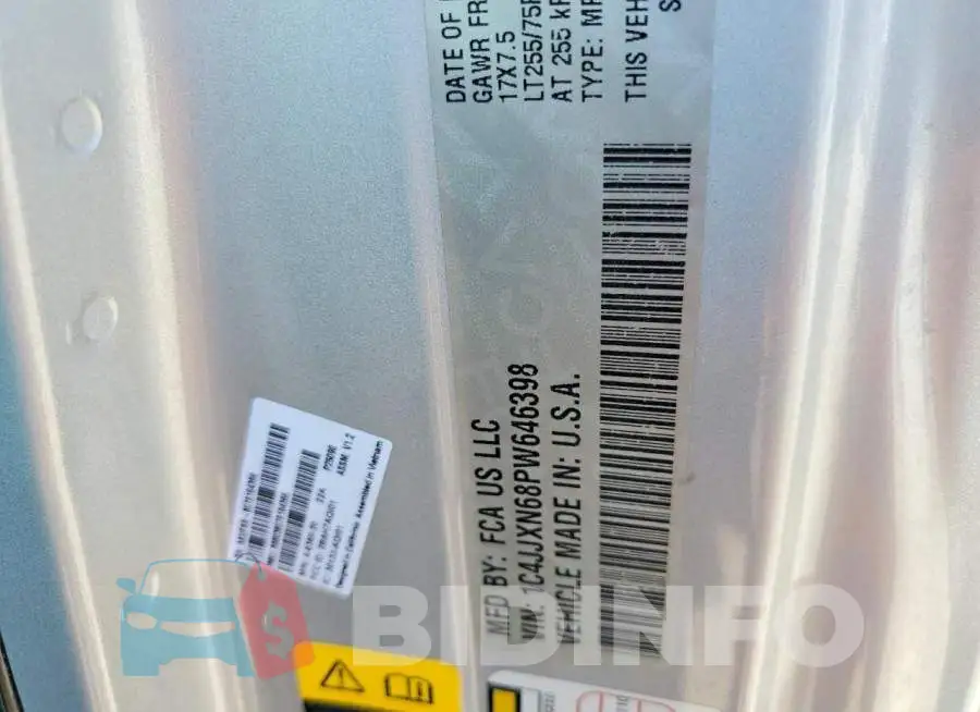 1C4JJXN68PW646398 Photo# 13