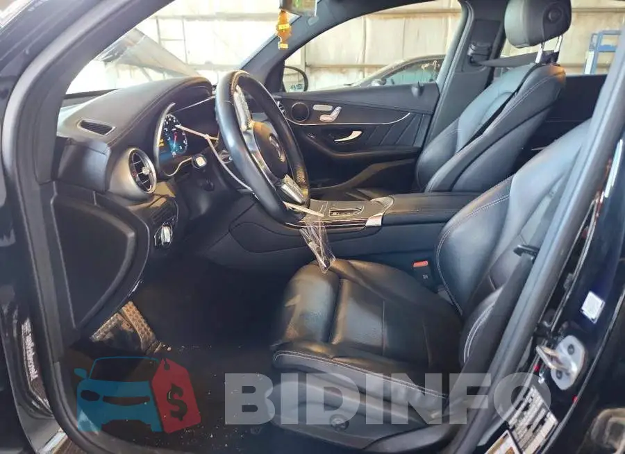 W1N0J8EB4PG128693 Photo# 7