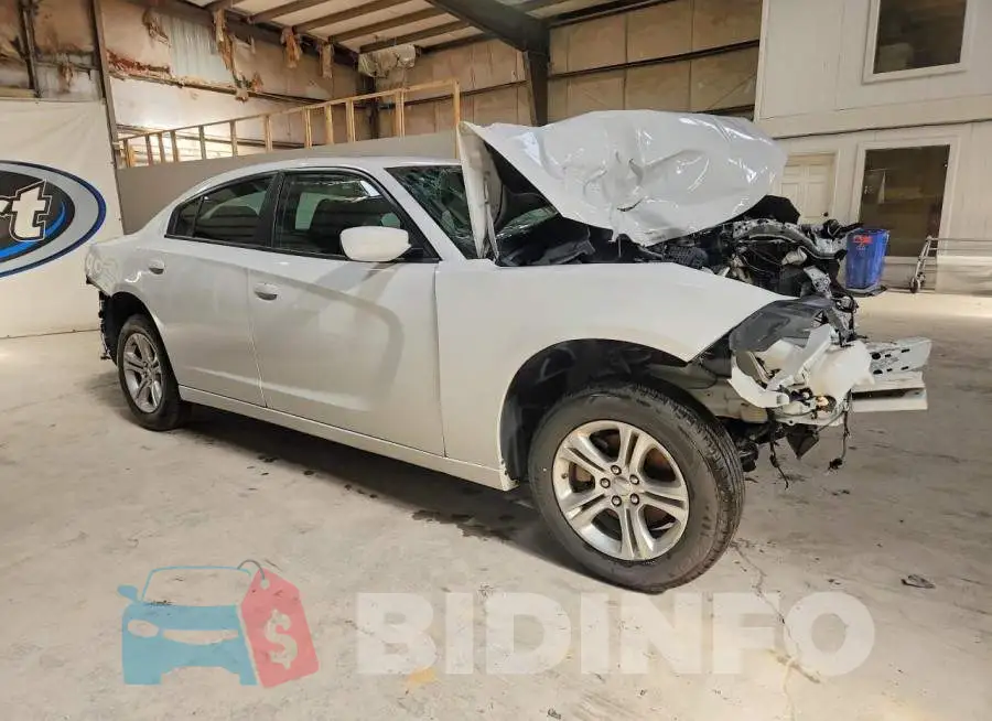 2C3CDXBG1NH132888 Photo# 4
