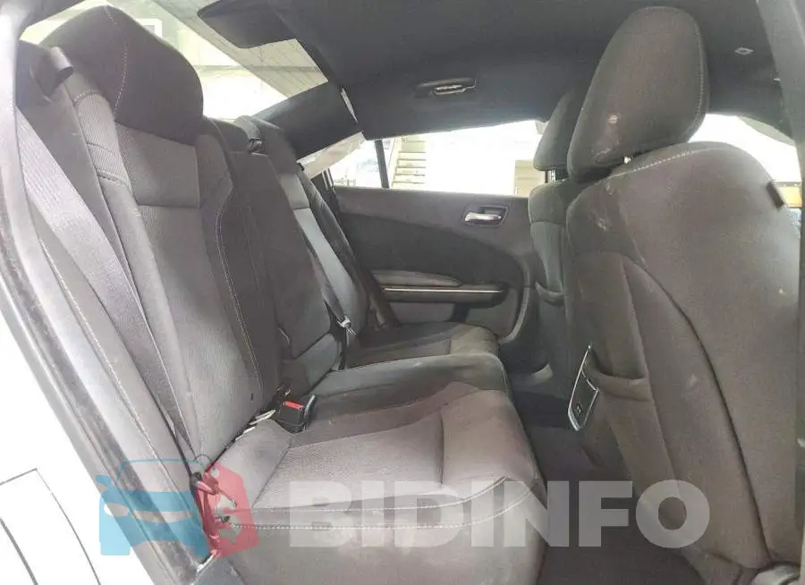2C3CDXBG1NH132888 Photo# 10