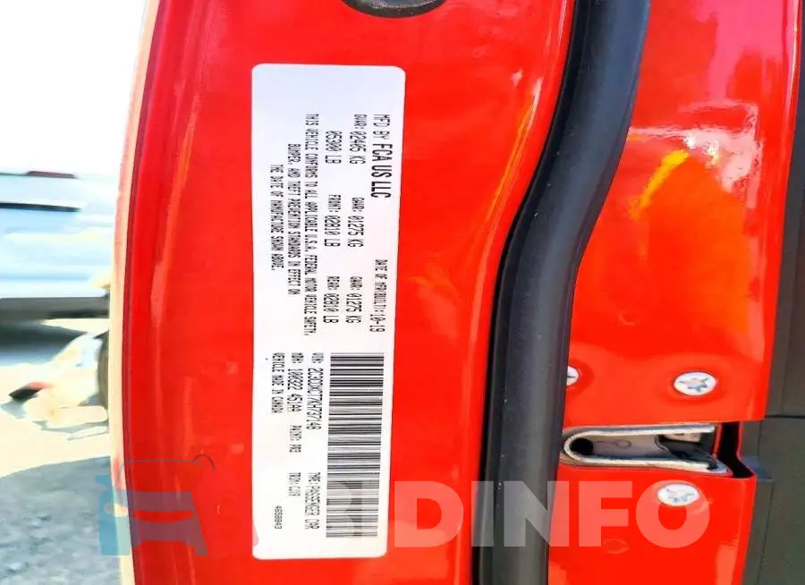 2C3CDXCT7KH737148 Photo# 13